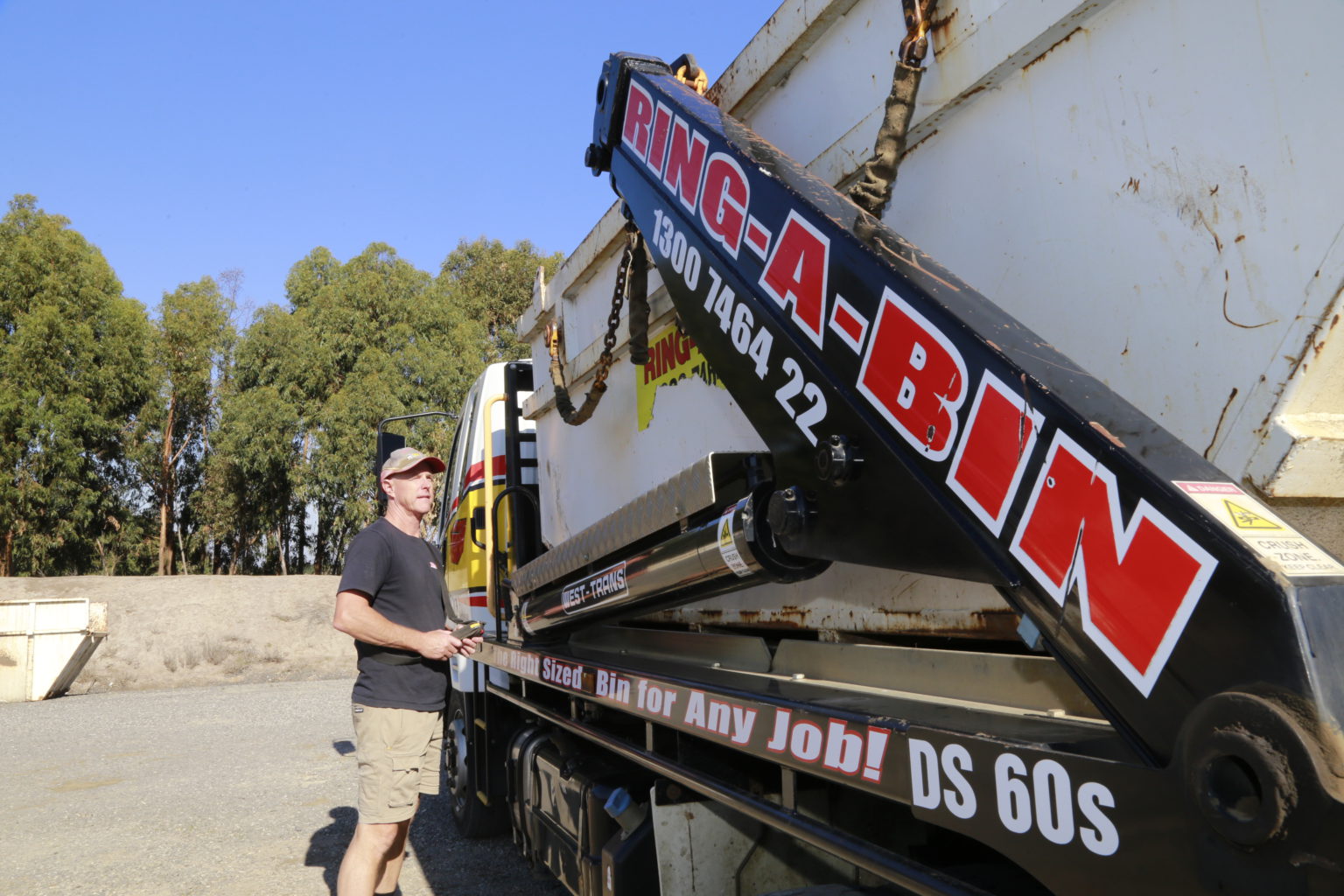 Ring-a-Bin β Locally Owned & Operated